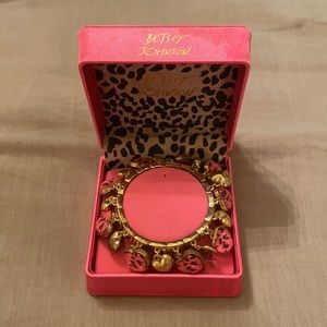 Betsey Johnson costume jewelry bracelet.